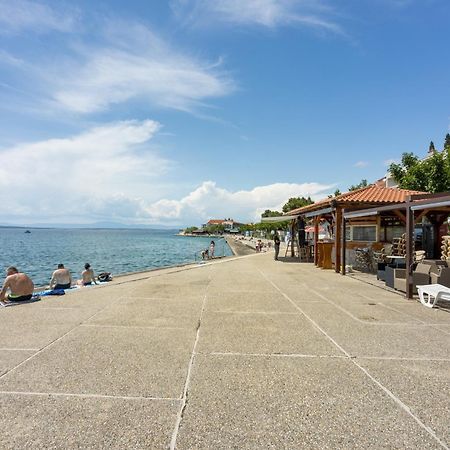 Apartments And Rooms With Parking Space Selce, Crikvenica - 2362 Ngoại thất bức ảnh