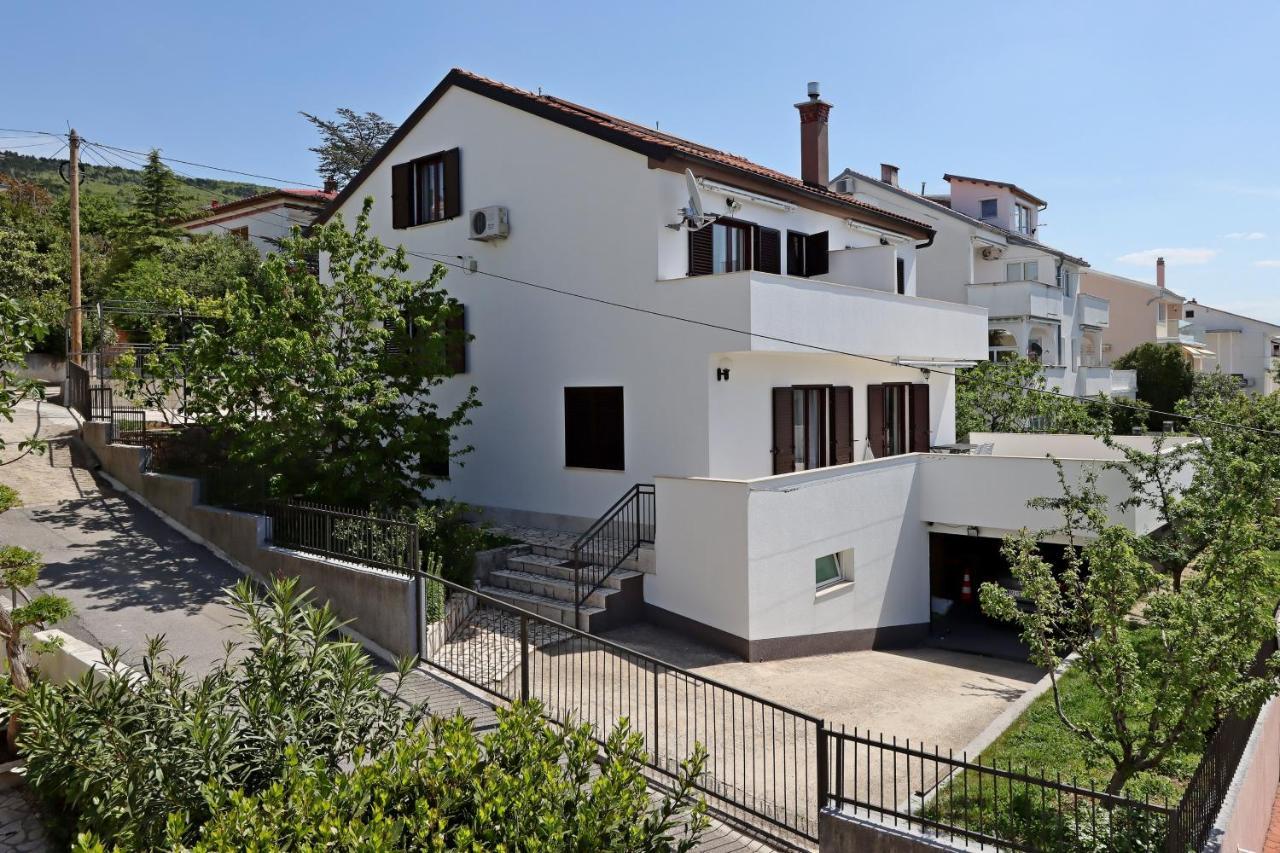 Apartments And Rooms With Parking Space Selce, Crikvenica - 2362 Ngoại thất bức ảnh