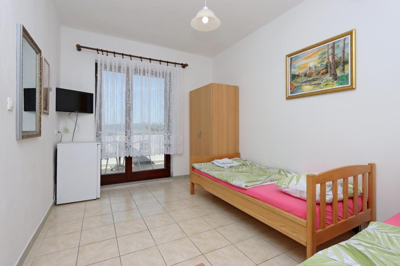 Apartments And Rooms With Parking Space Selce, Crikvenica - 2362 Ngoại thất bức ảnh