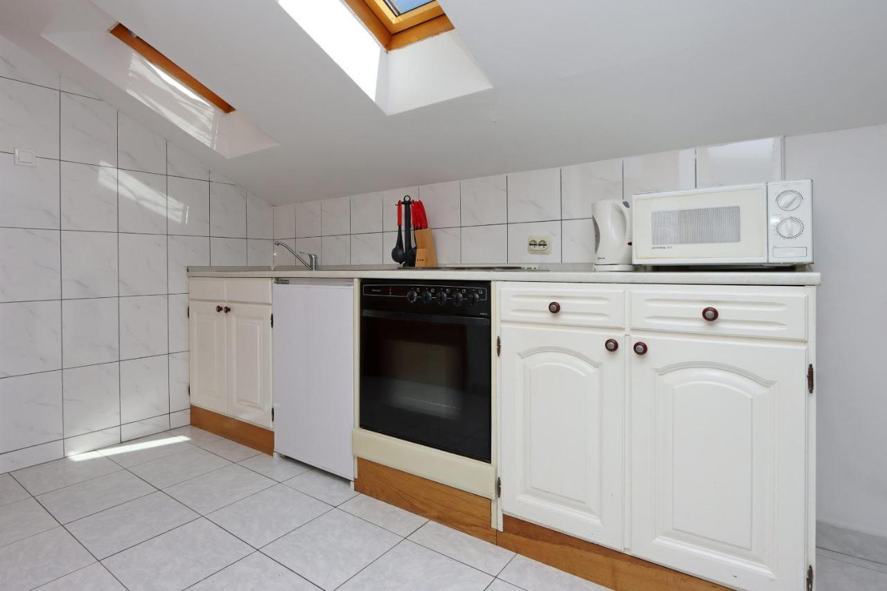 Apartments And Rooms With Parking Space Selce, Crikvenica - 2362 Ngoại thất bức ảnh