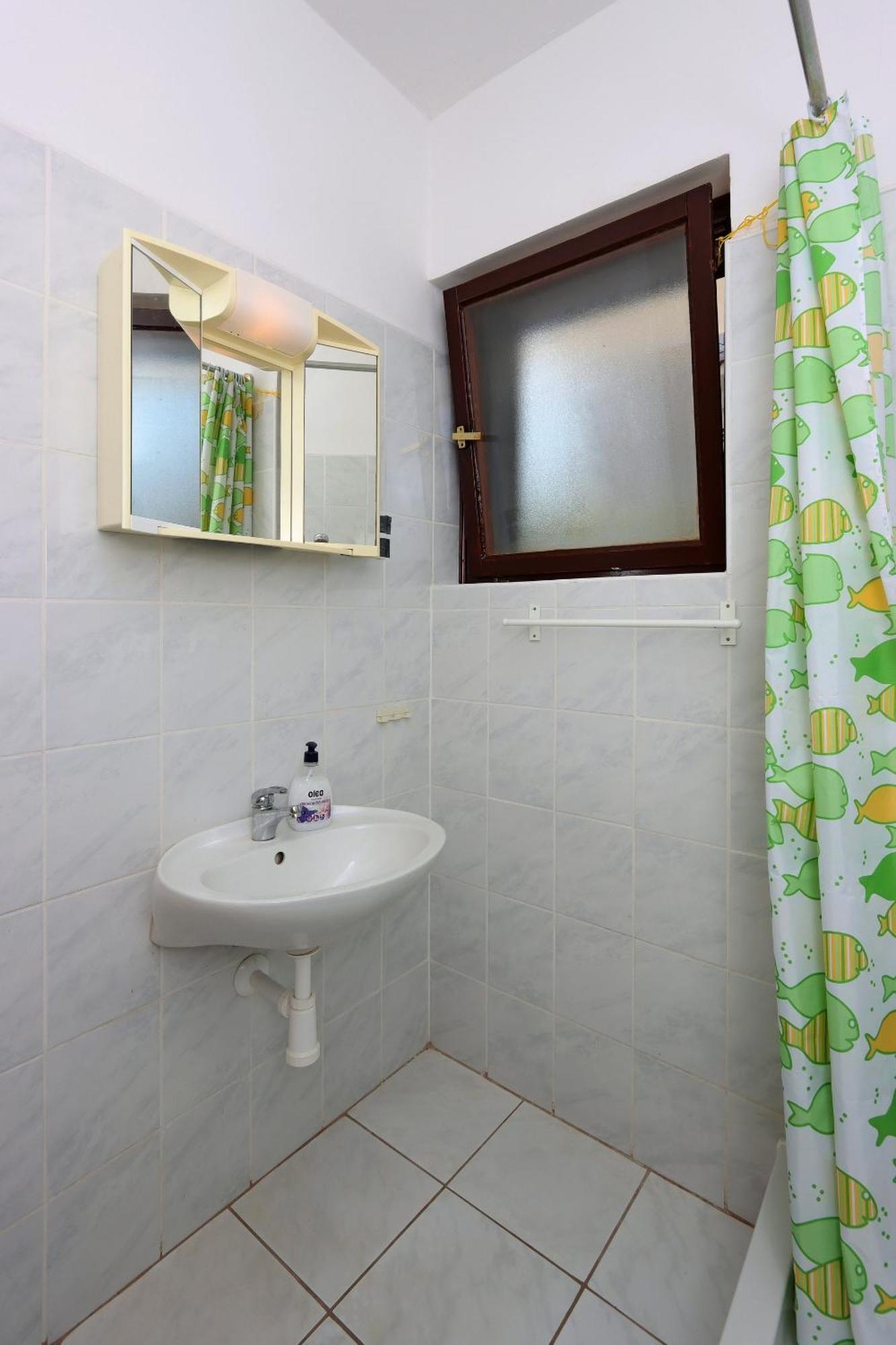 Apartments And Rooms With Parking Space Selce, Crikvenica - 2362 Phòng bức ảnh