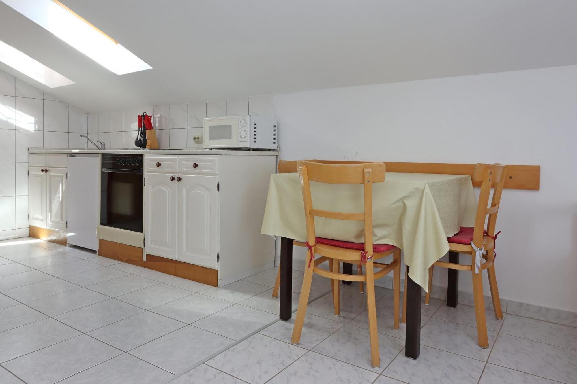 Apartments And Rooms With Parking Space Selce, Crikvenica - 2362 Phòng bức ảnh