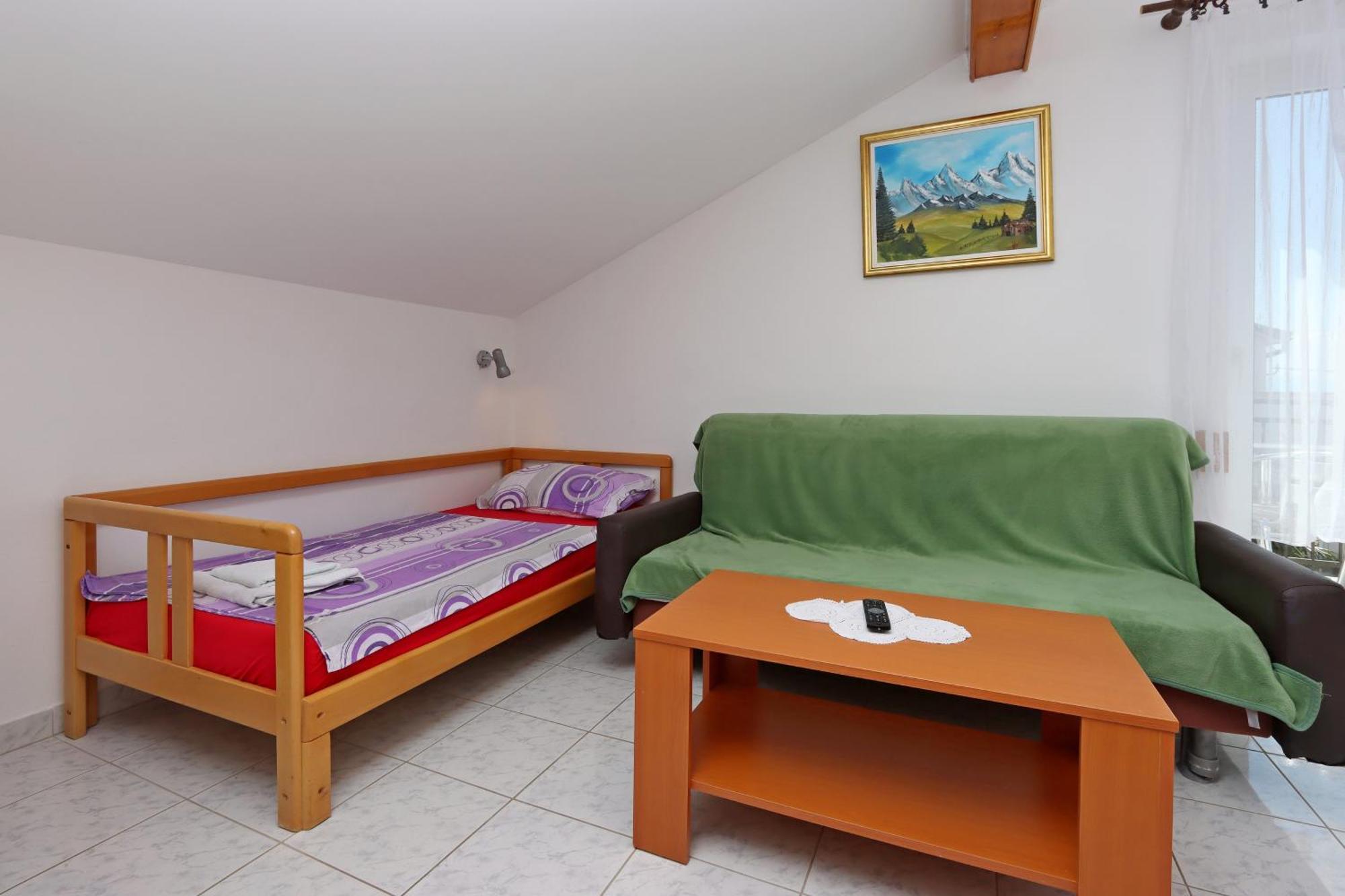 Apartments And Rooms With Parking Space Selce, Crikvenica - 2362 Phòng bức ảnh
