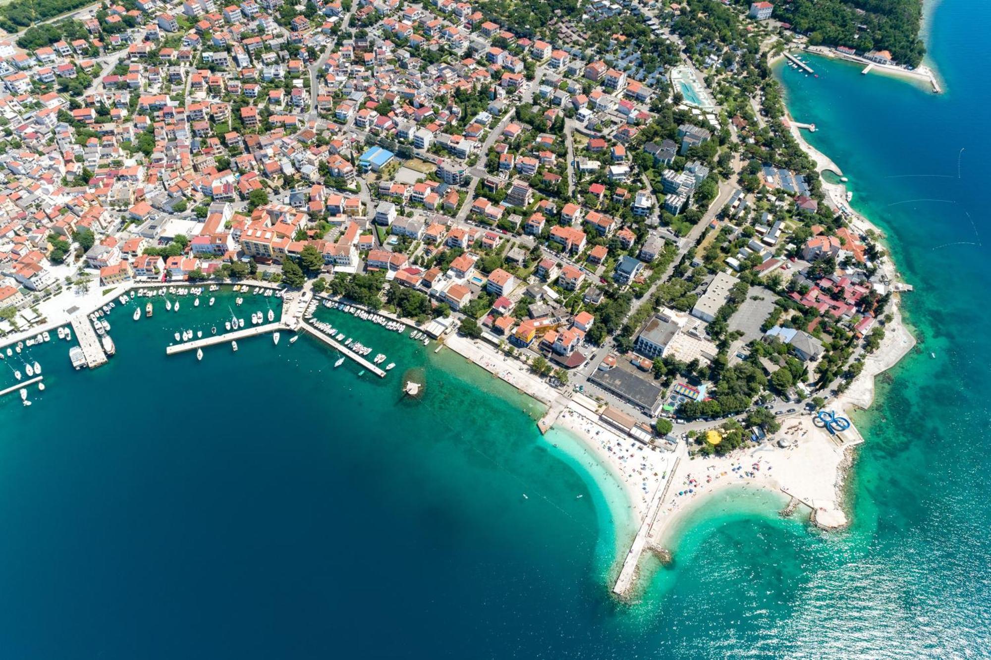 Apartments And Rooms With Parking Space Selce, Crikvenica - 2362 Ngoại thất bức ảnh